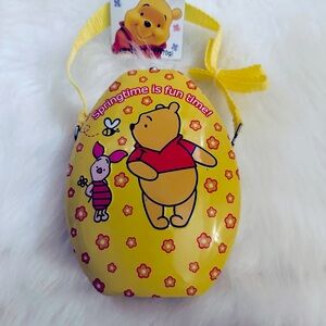 VINTAGE WHINNIE THE POOH EASTER EGG TIN WITH METAL CLOSURE